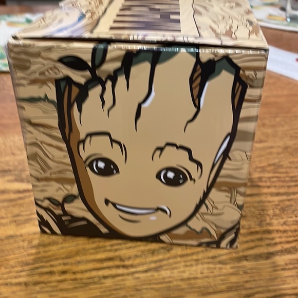 Disney marvel Groot Bluetooth Square speaker - Picture 8 of 8